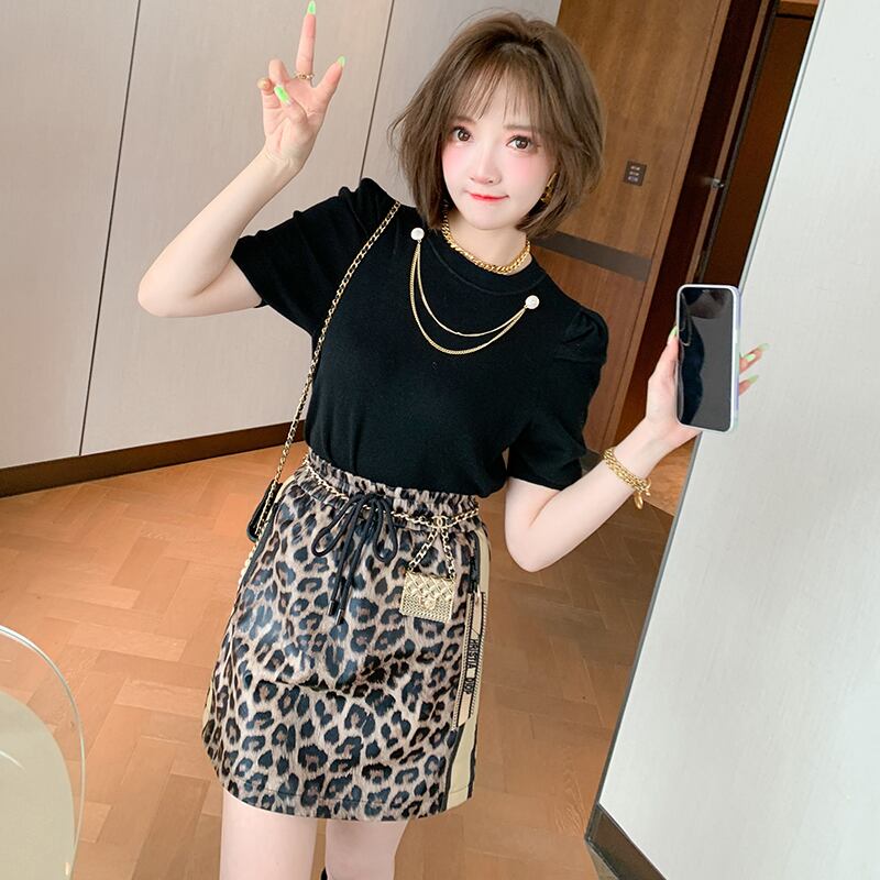 スリムラウンドネックスリーブチェーン ニットTシャツ オータム 秋物 Oネック MIUCO32055142321