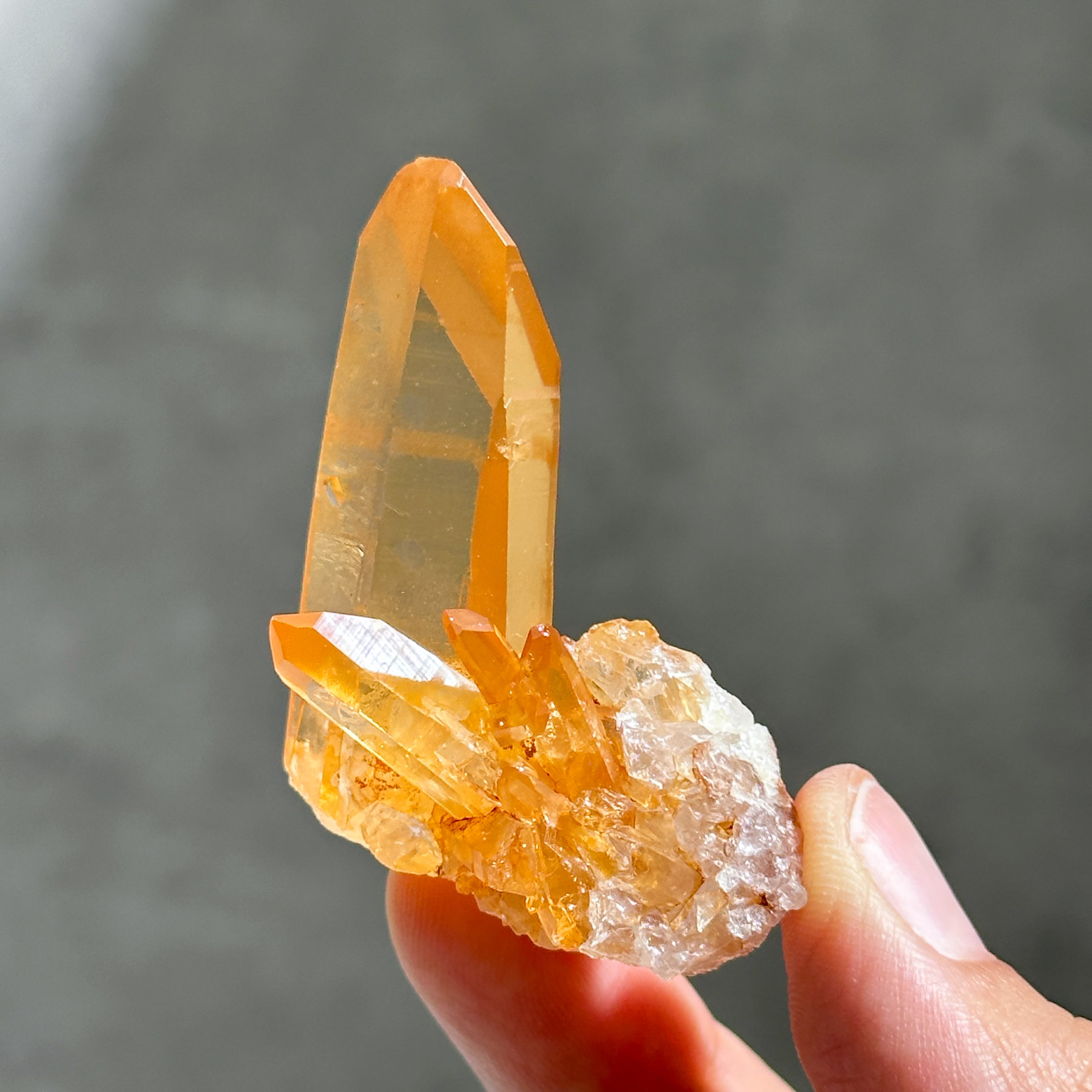 ミナスジェライス産タンジェリンクォーツ クラスター23◇ Tangerine