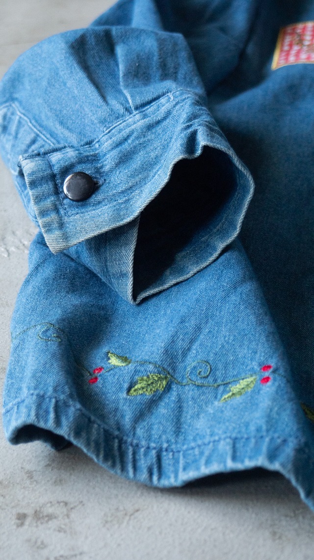 "Bobbie Brooks" 1990s Denim embroidery shirt