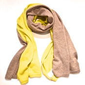 MAISON CARRÉE BI‐COLOR STOLE  CHICK YELLOW × SAND BEIGE