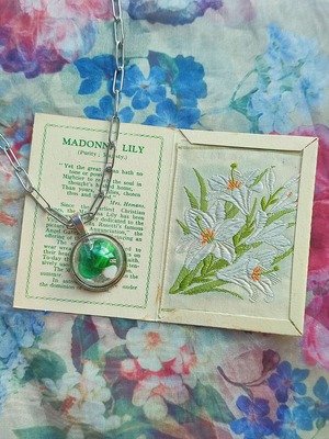 【ETERNAL KALEIDOSCOPE AURA NECKLACE／ウランガラスの万華鏡ネックレス（XX060） 】