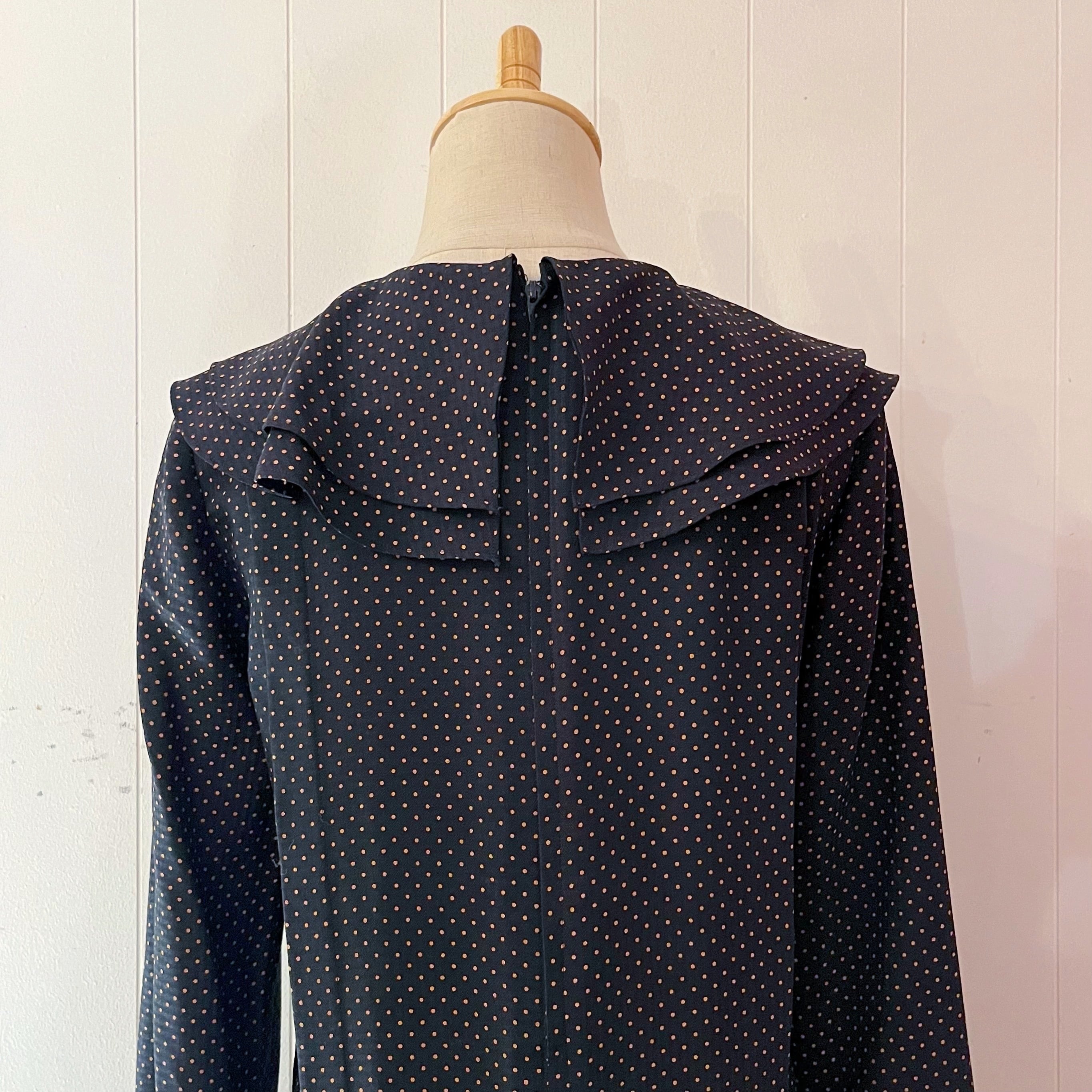 orange pin dot frill collar one-piece