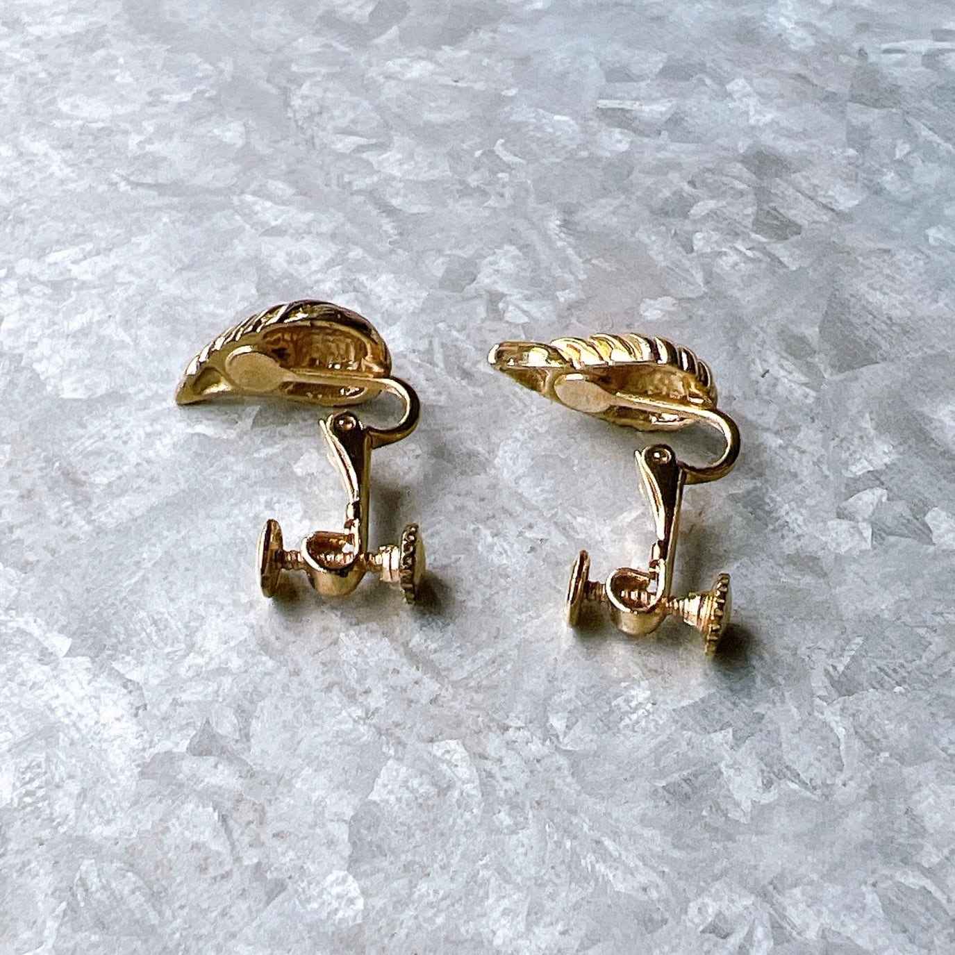 Y84-ヴィンテージイヤリング U.S.A. PAT.NO 3.176.475 Conch shell  