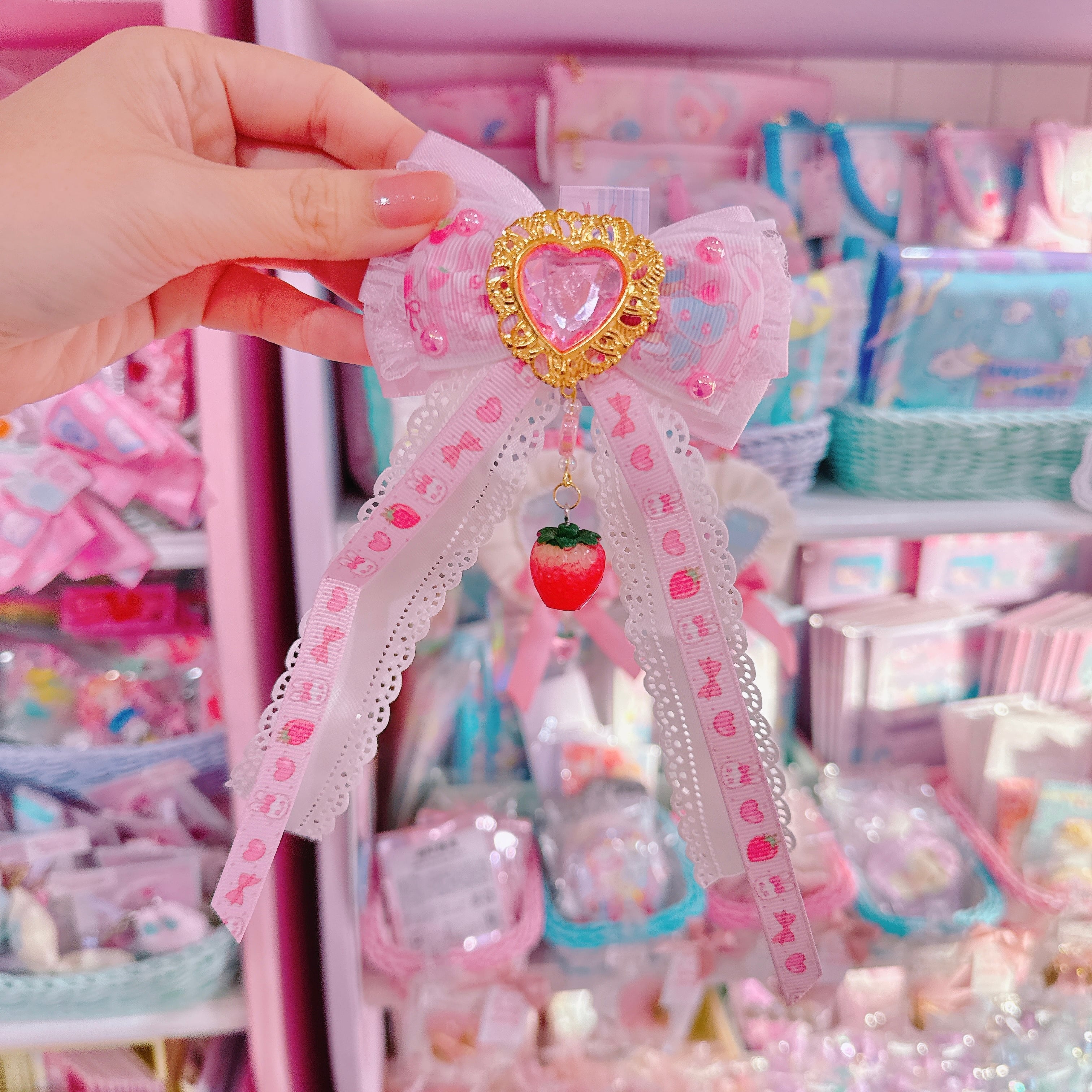 【F7】62-30たらりんリボンヘアクリップ