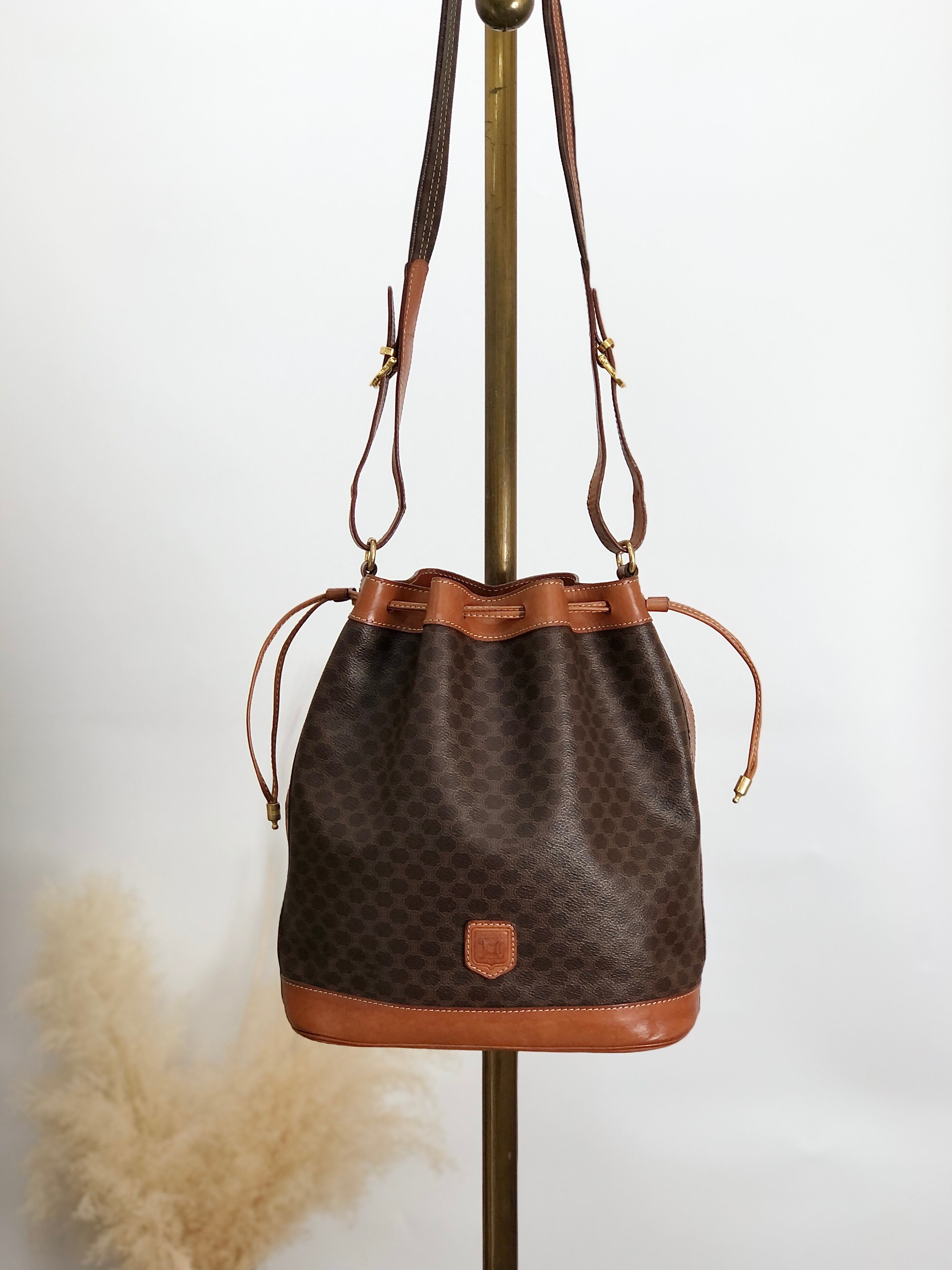 CELINE セリーヌ マカダム ショルダーバッグ ブラウン ブラゾン型押し 