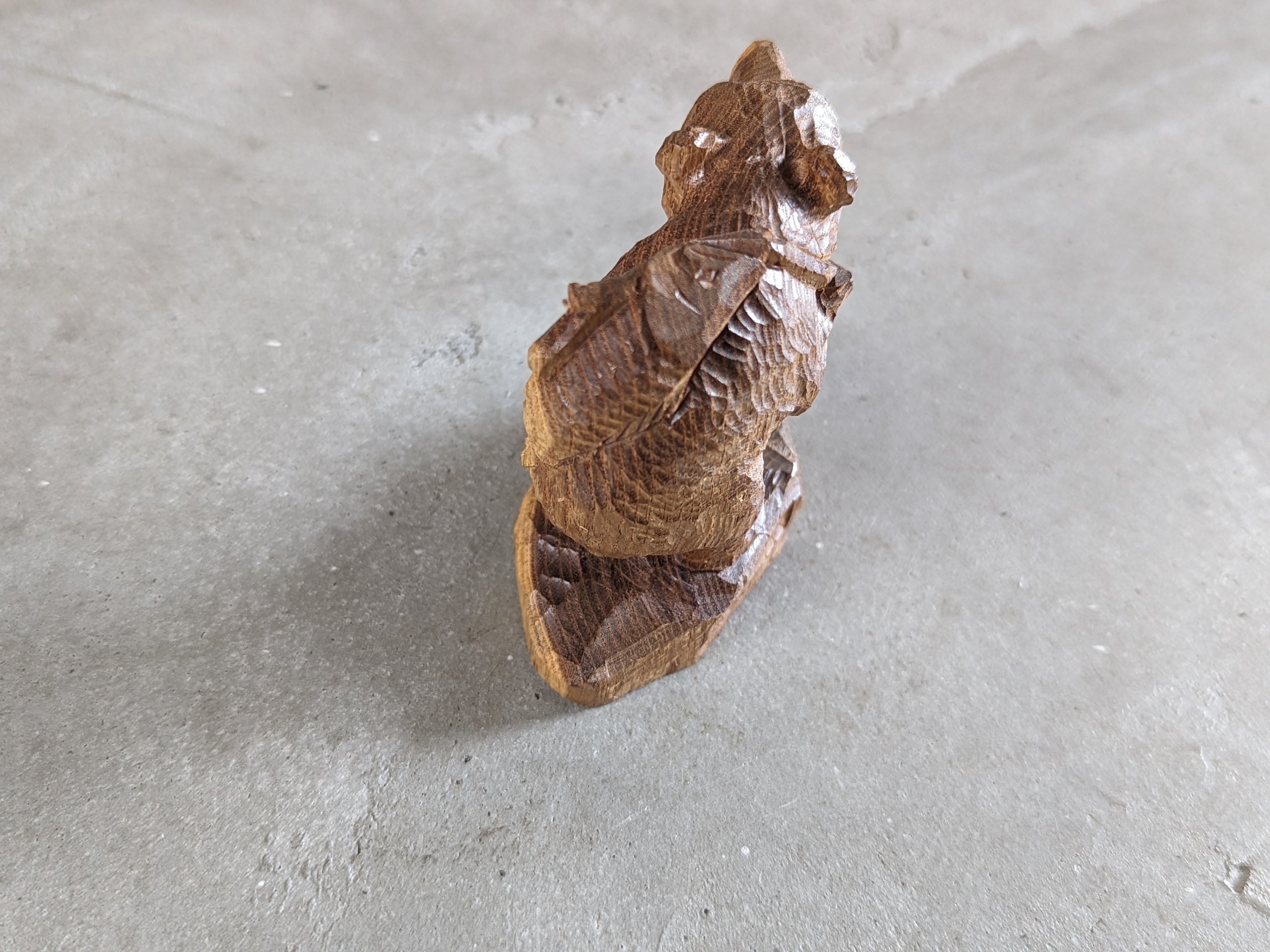 中川貞治 鮭背負い熊 #1 | 木彫りの熊 | inoya | Basic Life Store