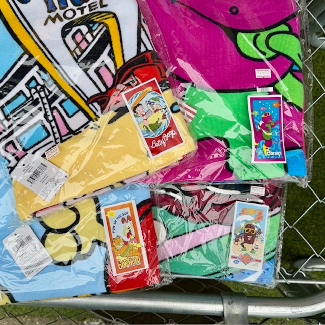 【BettyBoop】【GARFIELD】他 ビッグタオル