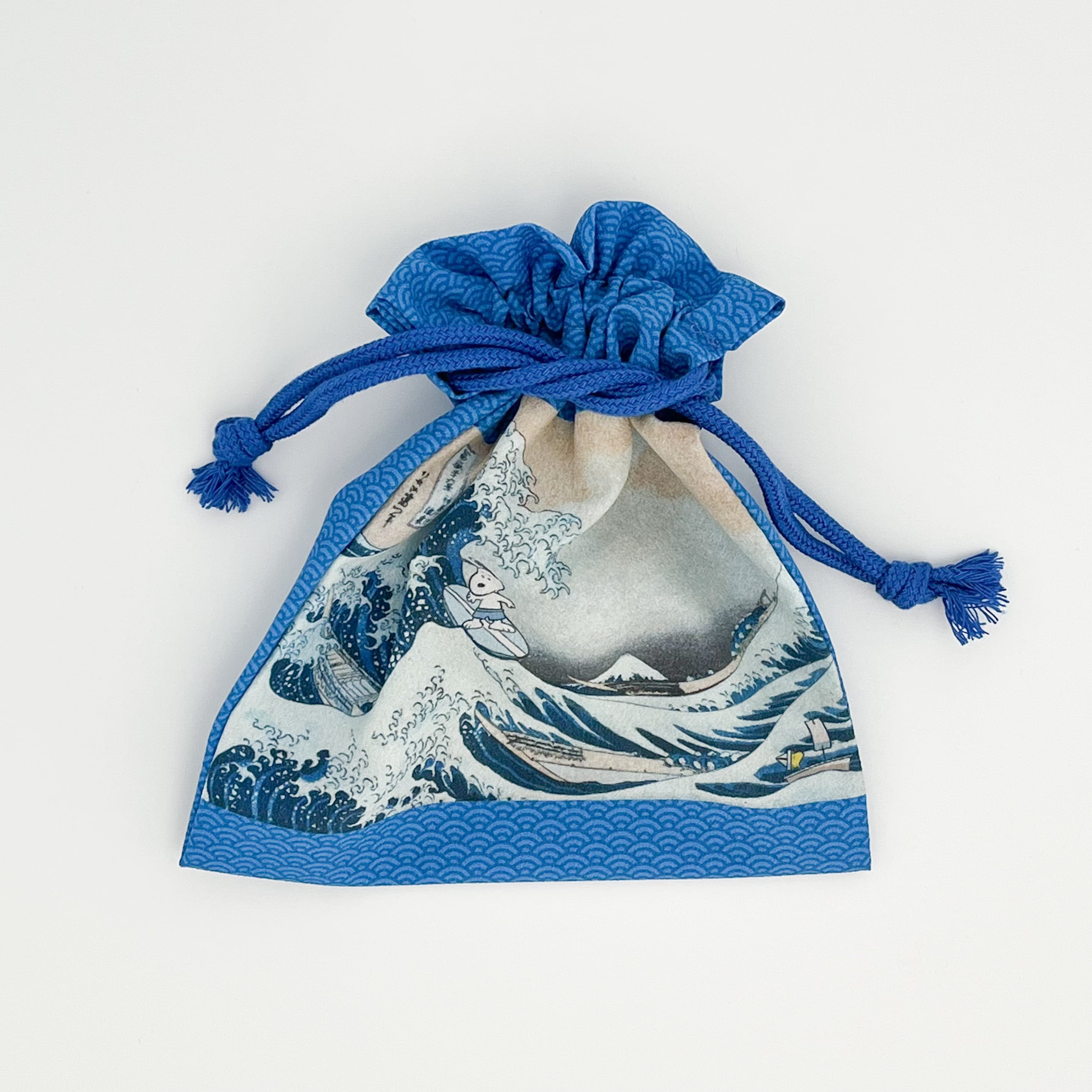 スヌーピー 巾着 葛飾北斎 神奈川沖浪裏 | hmm, by 東京都美術館