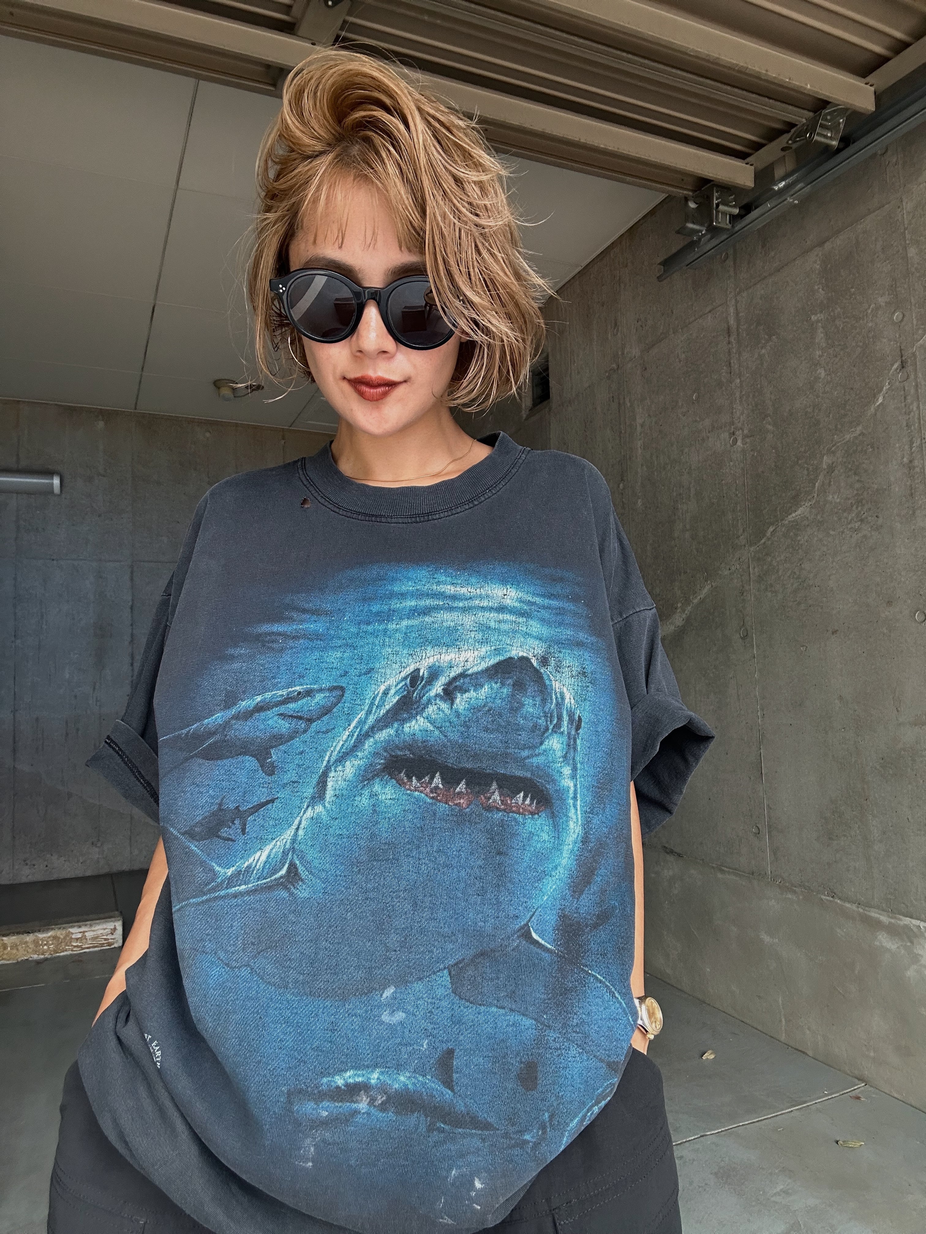 (CS2074)”PLANET EARTH” Sharks printed t-shirt