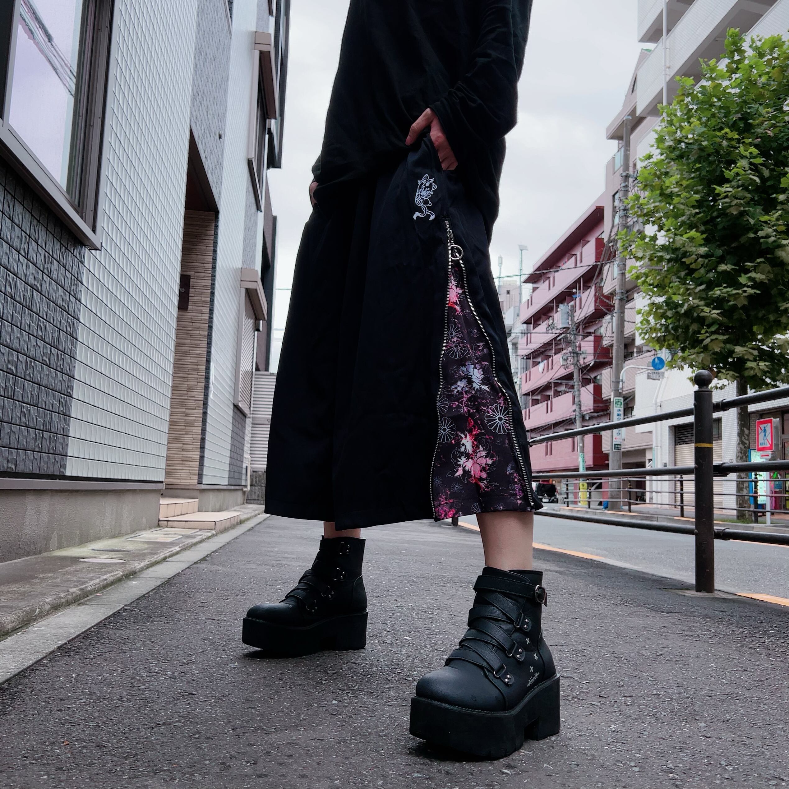 完売品　7分丈2WAY WIDE PANTS【和柄九尾(赤)】