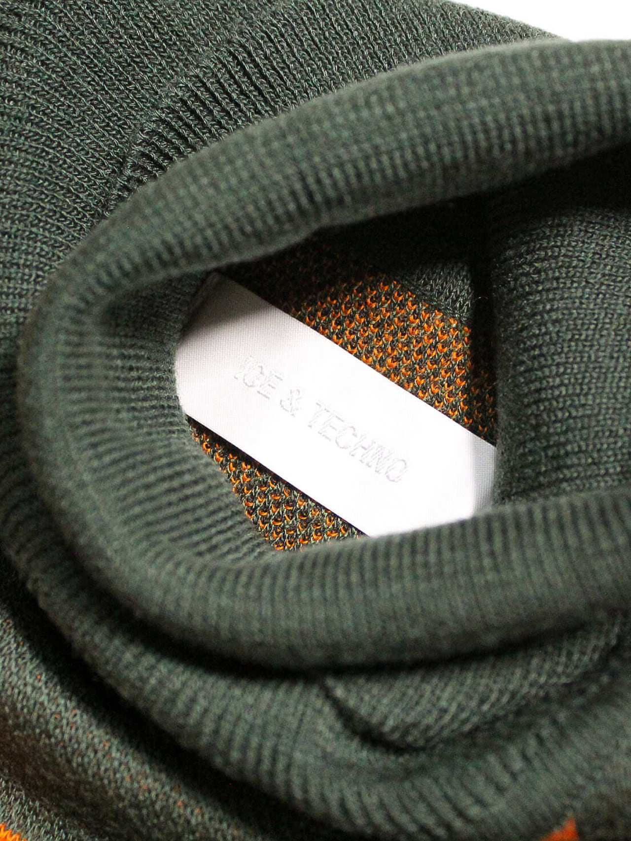 UNEEK BASEMNT - Discover independent style.