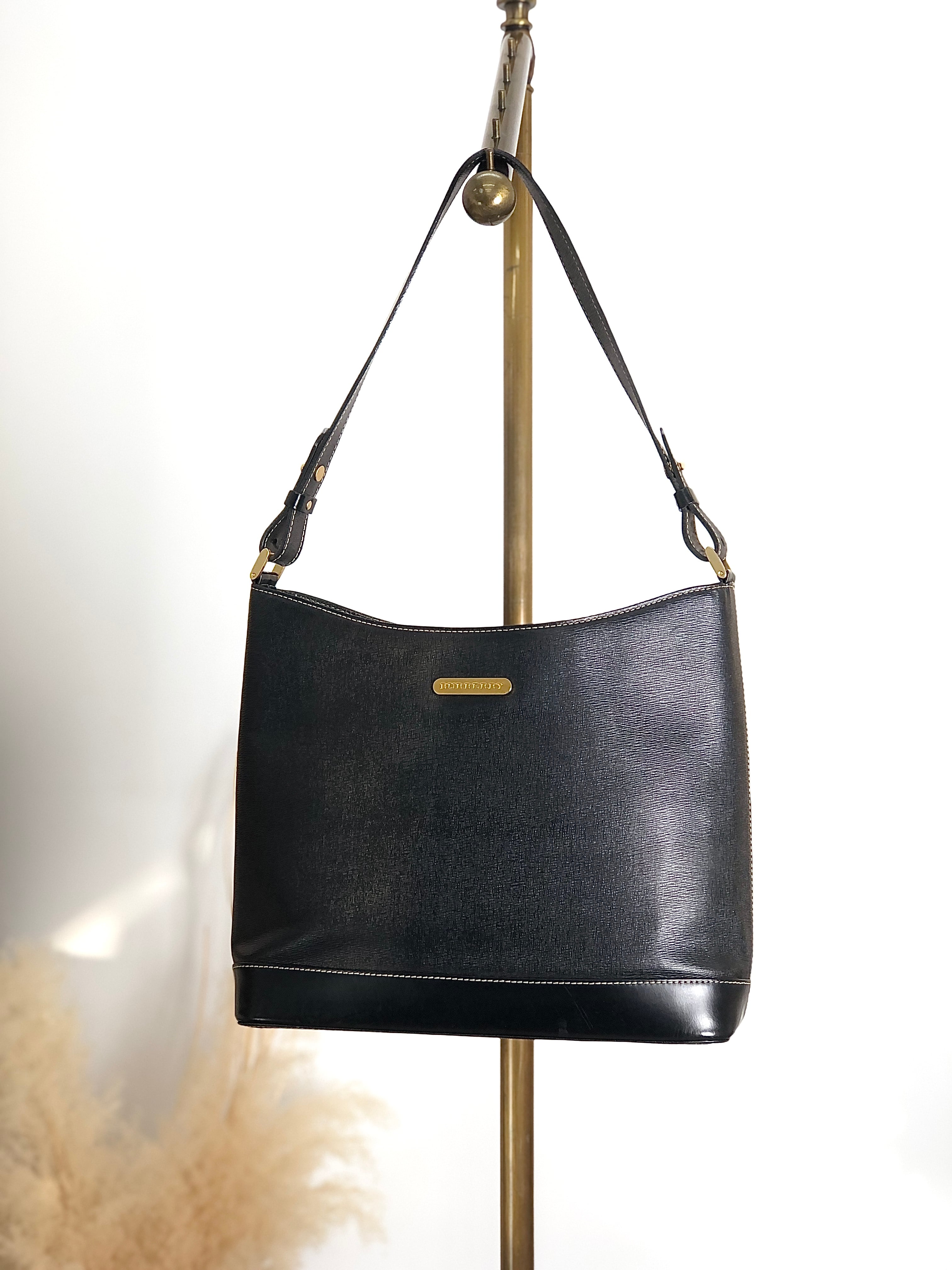 32403074174d5aa226c5d2a15bf9c7