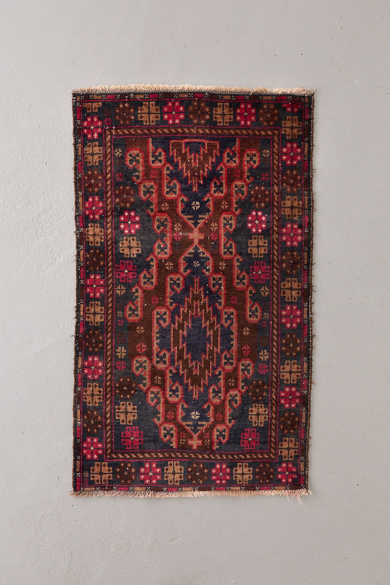 No.216 ヴィンテージラグ トライバルラグ バルーチ族(140×83cm)ネイビー ブラウン レッド