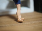 帽子と吊りズボンの男の子　Hertwig（足首補修あり） 画像13