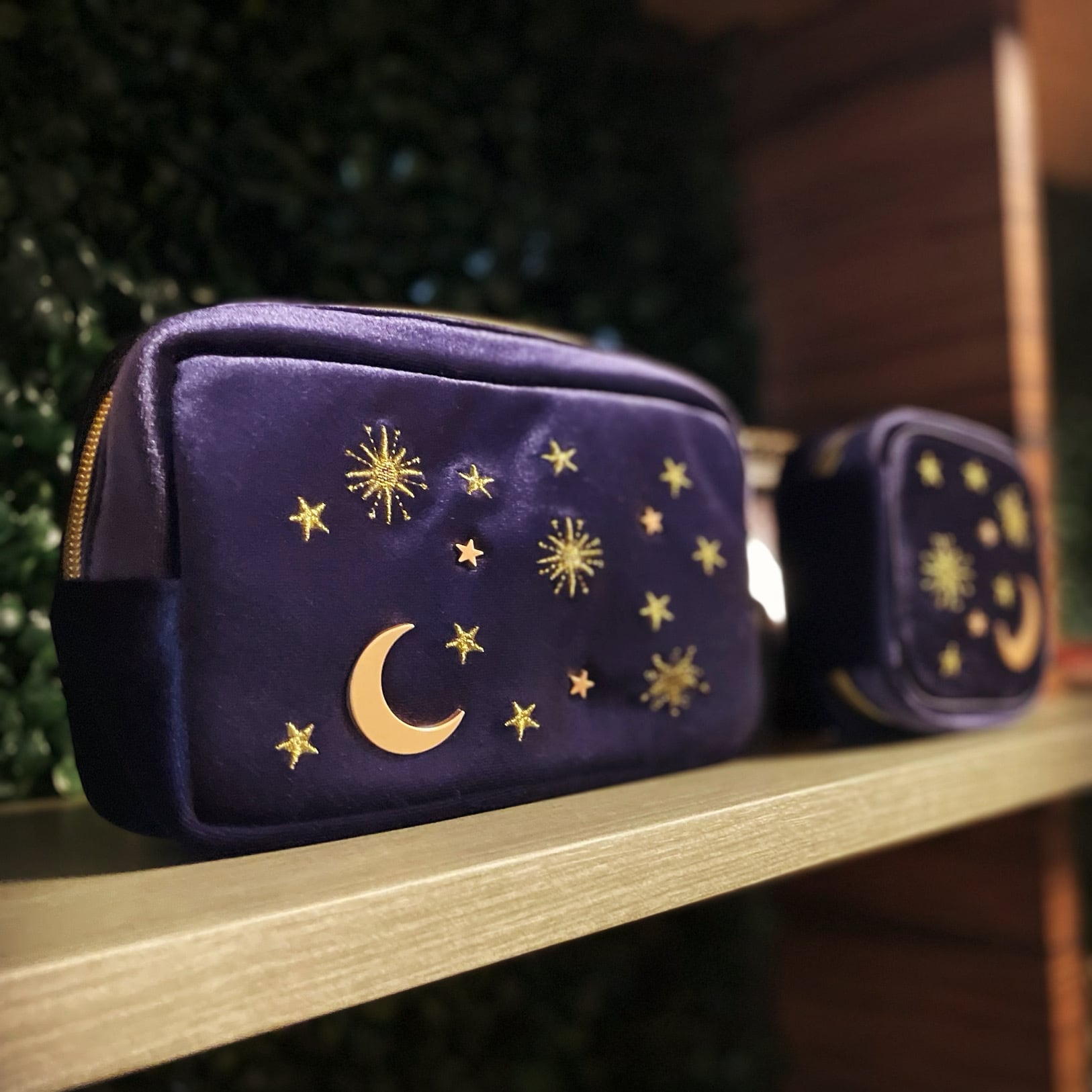 夜空の星月・スクエアポーチ(全4色) | 【星の専門店☆通販サイト】《ま