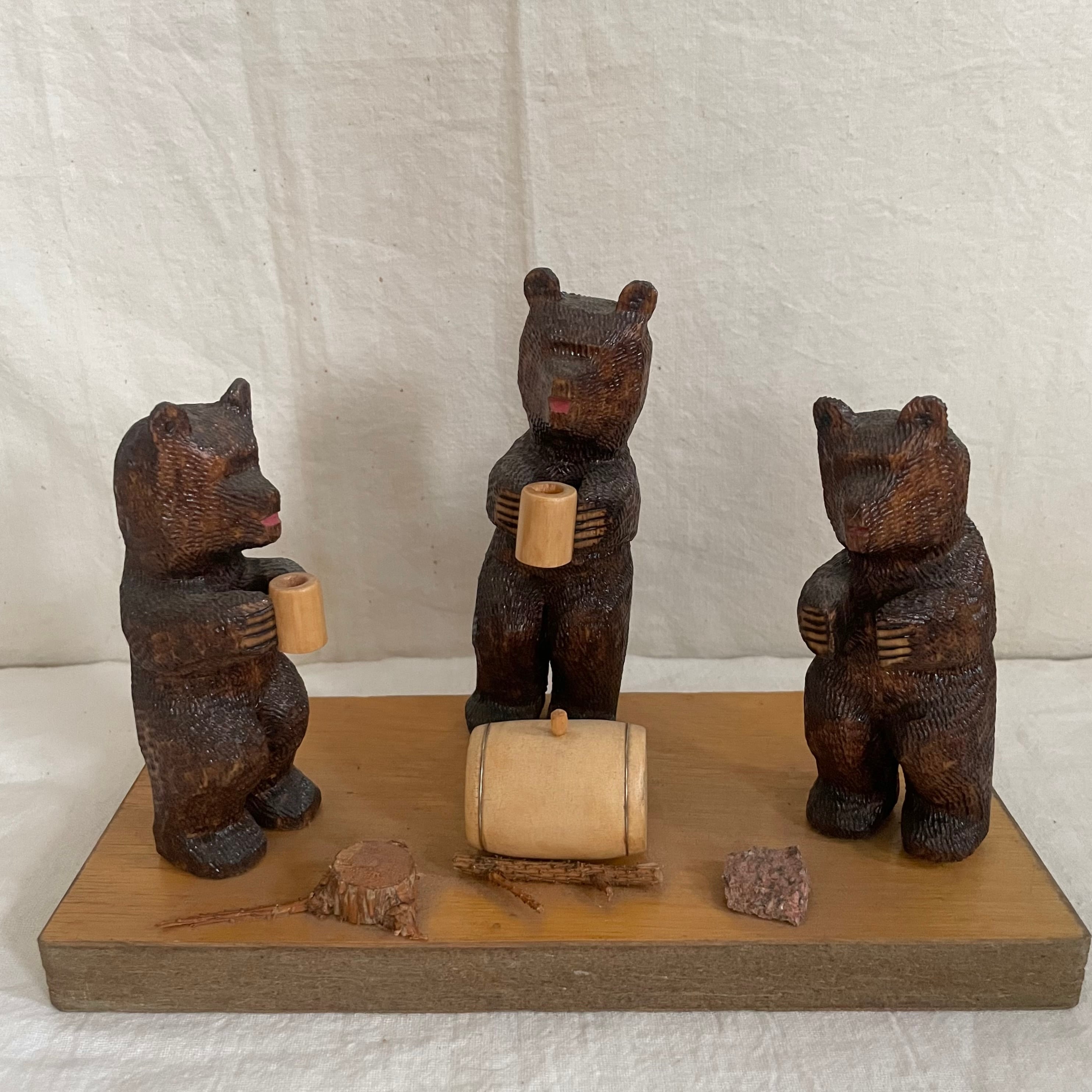 木彫りの宴会くまーず | tsuitachi craft&brocante
