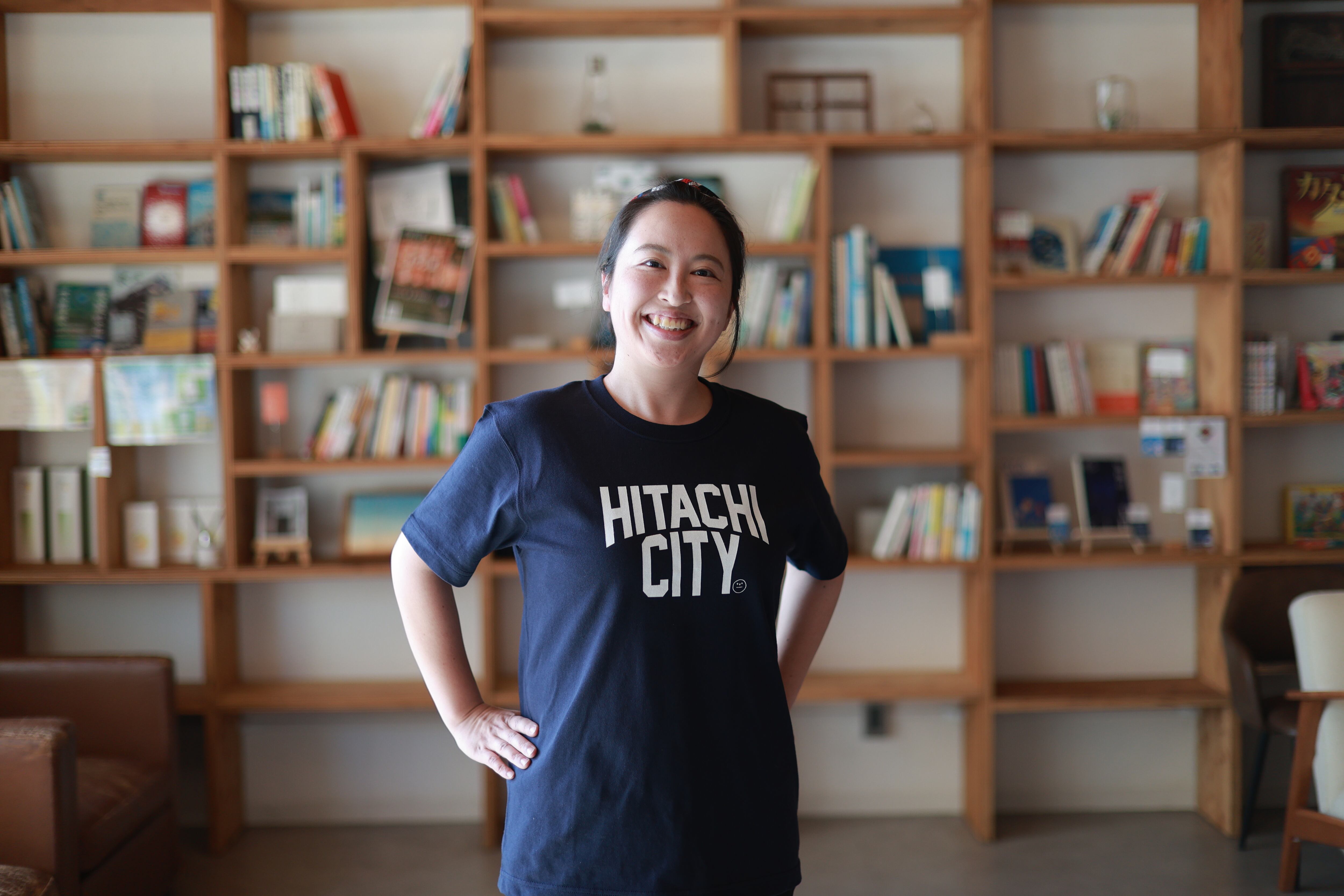 HITACHI CITY Tシャツ