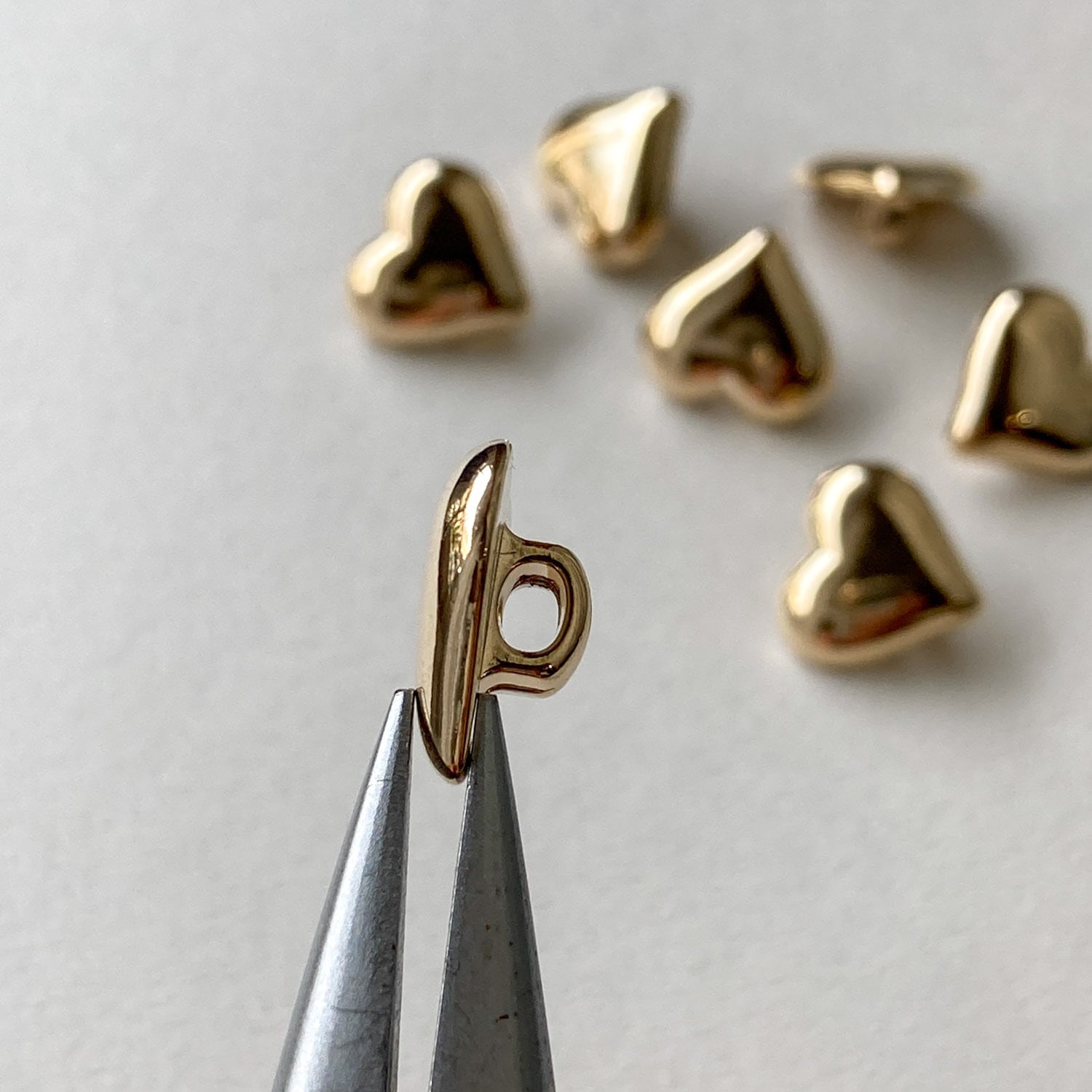 再入荷〉先とがりゴールドハートボタン S（16mm） | Dua-アクセサリー