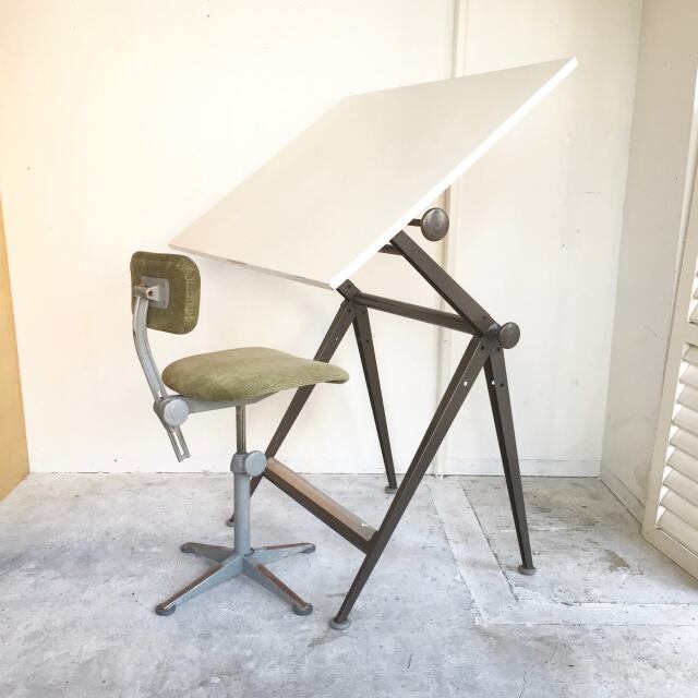 Drafting Table Drafting Table