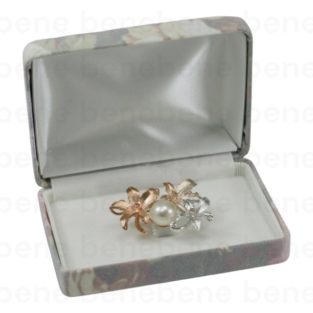 ｼﾞｭｴﾘｰｹｰｽ ：花柄ｼﾘｰｽﾞ ﾌﾞﾛｰﾁ