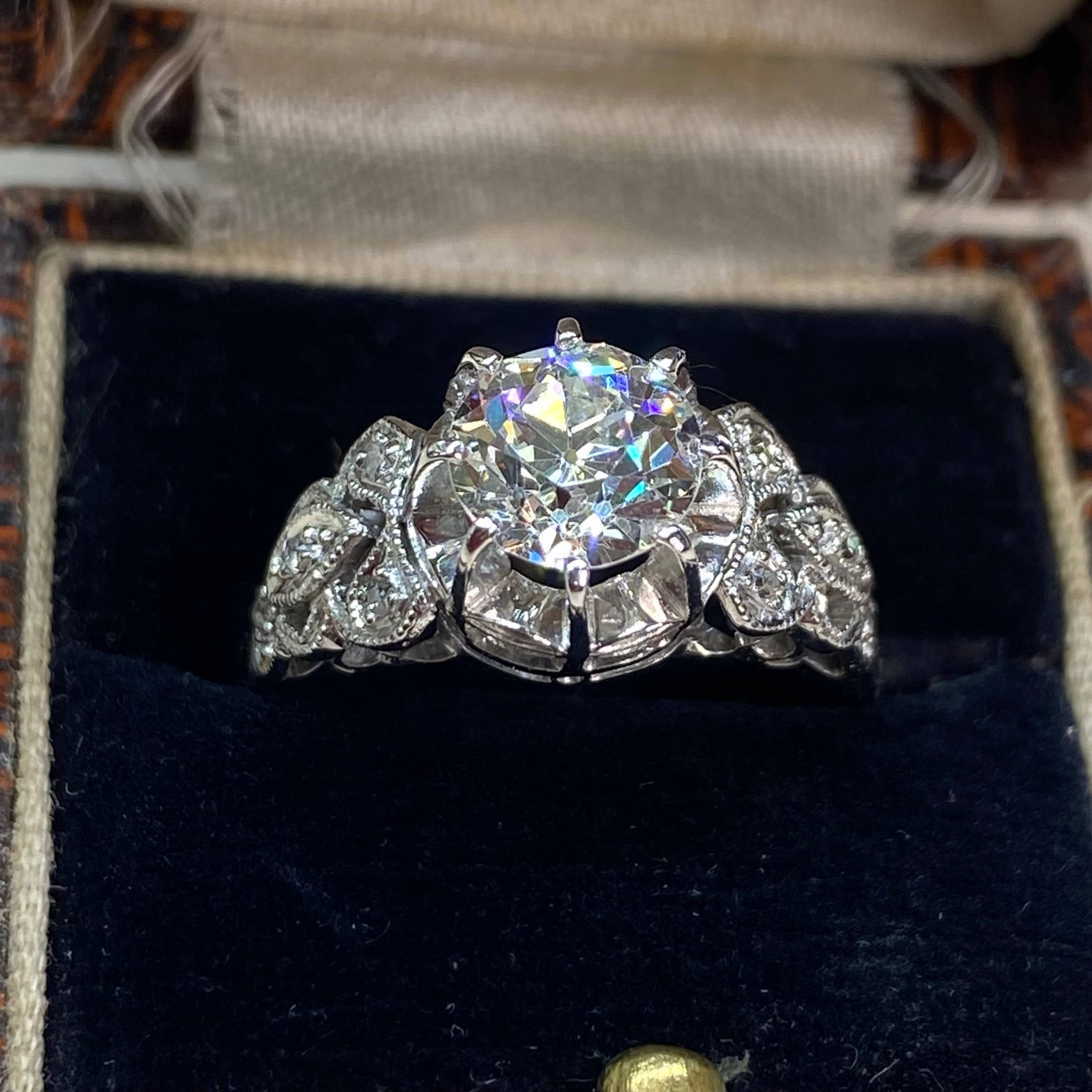 鑑定済み イギリス 本物 素敵 ダイヤモンド リング 指輪 D-IF マーキスダイヤモンドリング D 0.40ct 0.31ct Pt950 GIA