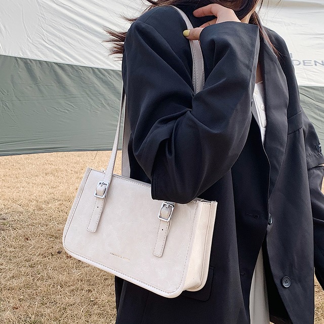 サマーレッド 夏物 スクウェア Tiancai_Wing_Bag49682313731