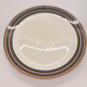 イッタラ　ittala　オリゴ　プレート　26cm　ベージュ  [カラー: ベージュ]