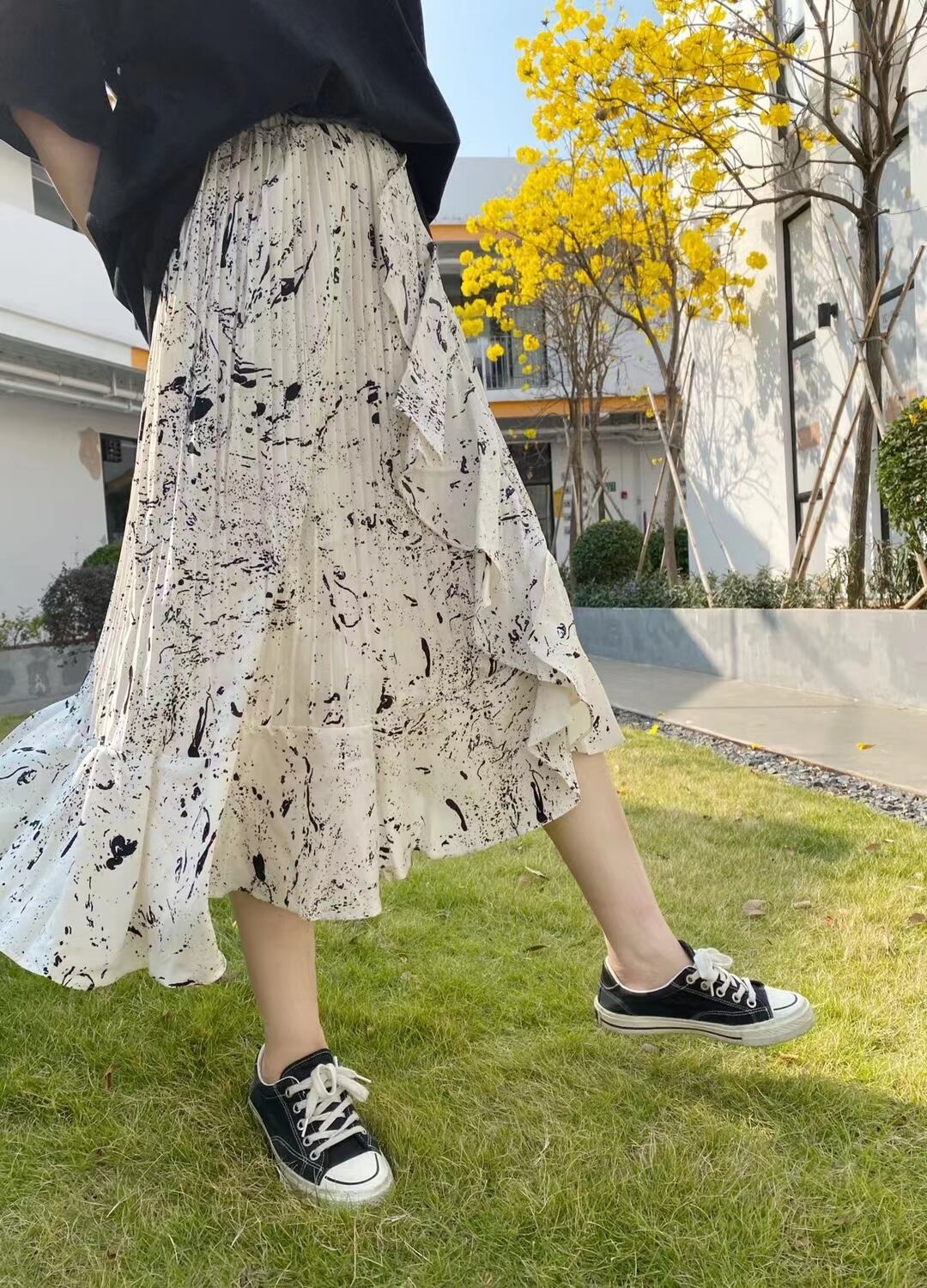 ペイント柄プリーツフリルスカート　AJ1365-E008