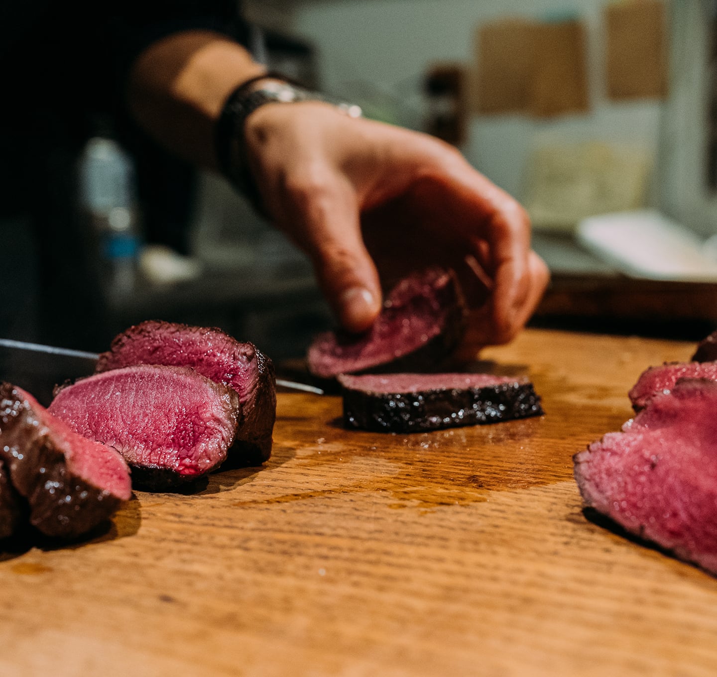 鹿 背ロース ブロック 300g | 鹿肉のかきうち