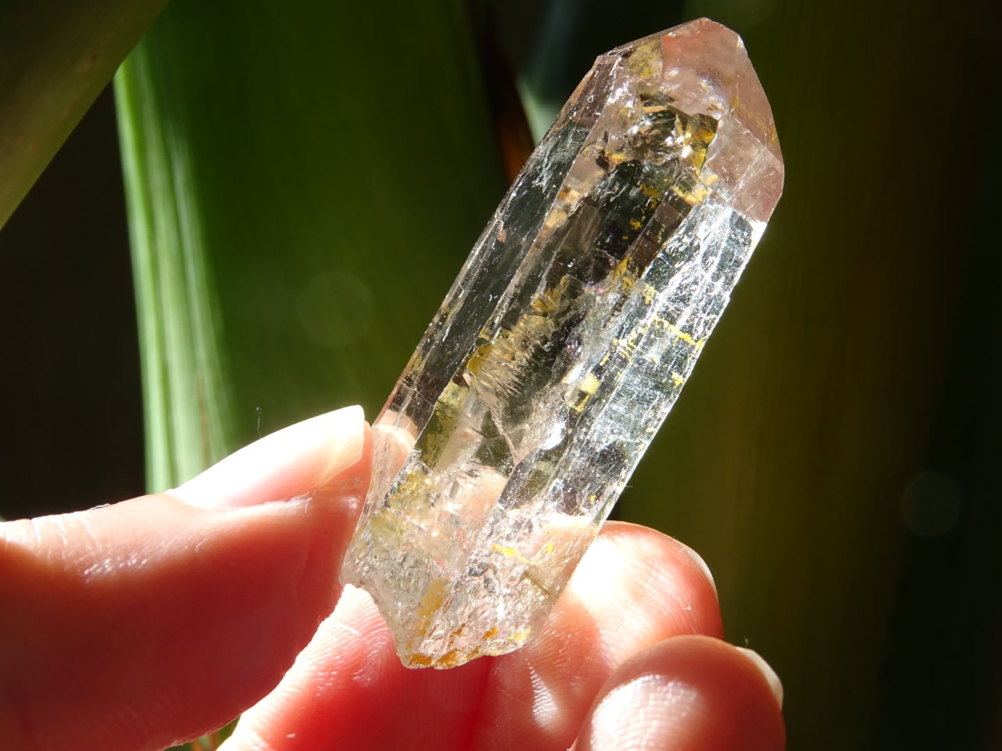 マニハールクォーツ」 ゴールデンルチル | 虹石屋