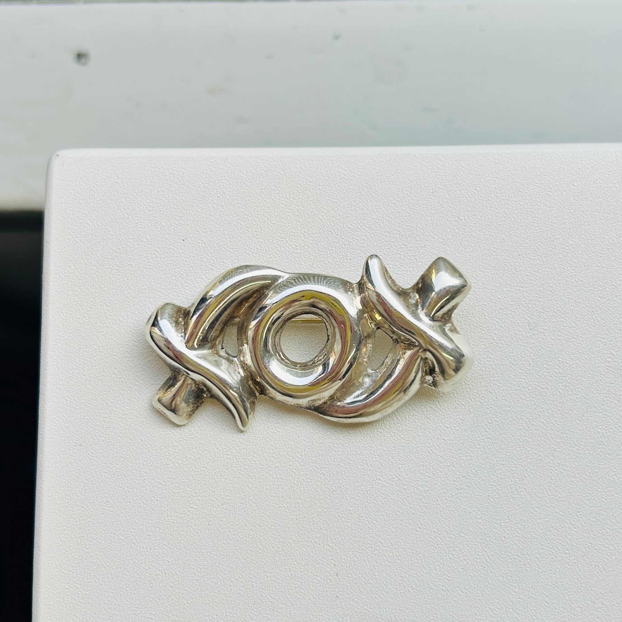 Mexico シルバー925 XOXブローチ | Milo Antiques & Vintage
