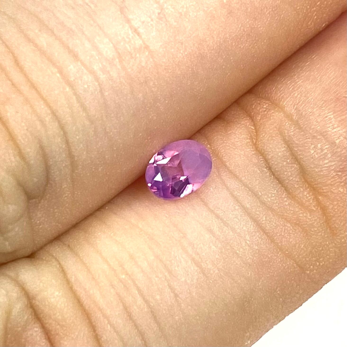 いちごミルクなバイカラーサファイア