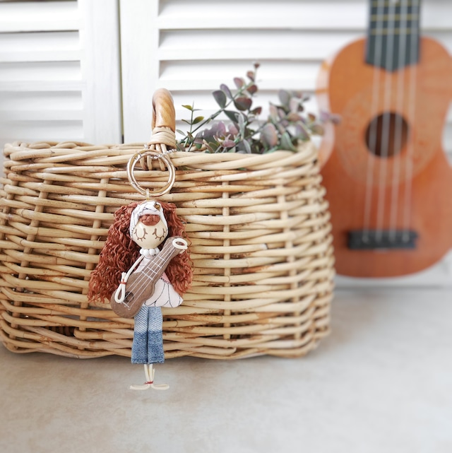 【ウクレレドール】ククイナッツのウクレレガール／ターバン＆デニム(モーブピンクflower）