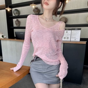 フェイクレイヤード レディース トップス カットソー スリム 細身 タイト ミディアム丈 長袖 萌袖 Vネック ラウンドネック 襟なし アシンメトリーネック デコルテ見せ 鎖骨見せ ドッキング ストレッチ 伸縮性 シンプル カジュアル 上品 おしゃれ こなれ感 個性的 クール 抜け感 セクシー スタイリッシュ 女っぽ 色気 肌見せ 無地 春 秋 女の子 デート お出かけ 女子会 休日 ライブ フェス 重ね着風 韓国 オルチャン コーデ 普段使い 着回し インスタ映え S M L 灰色 グレー ピンク