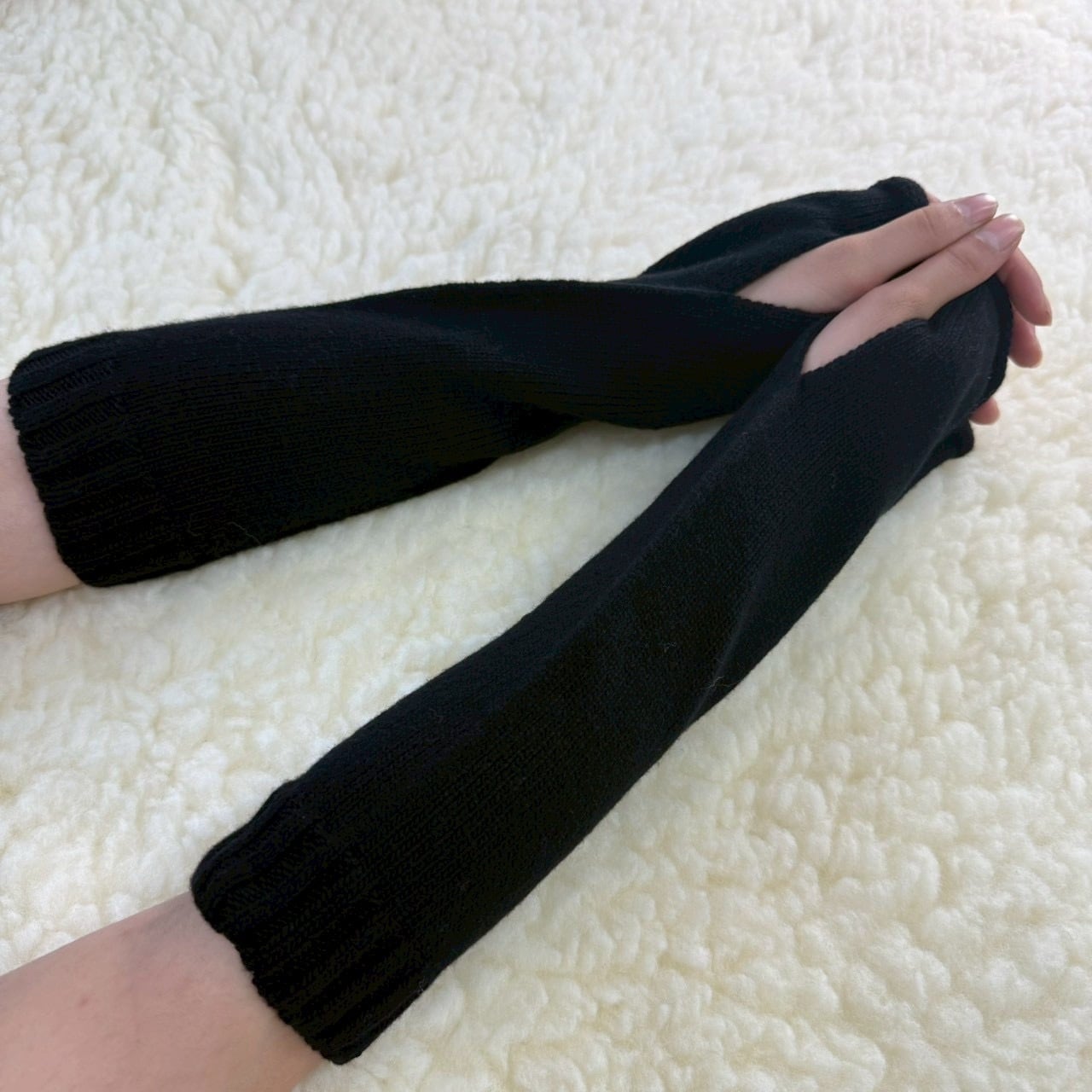 MELTY WOOL アームウォーマー