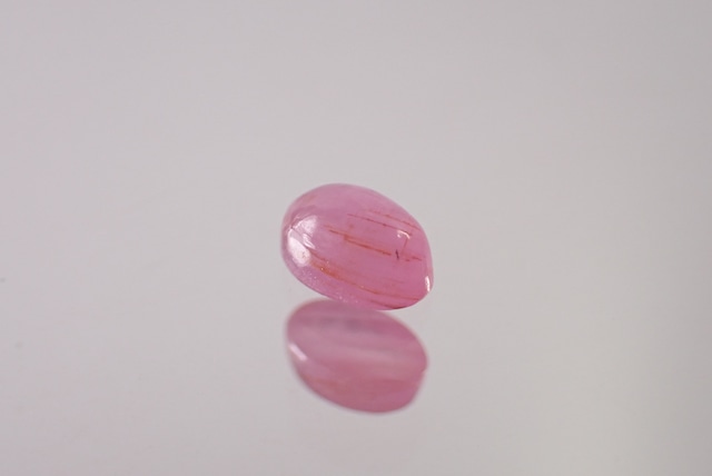 非加熱ピンクサファイア　0.56ct　 [D7-31]