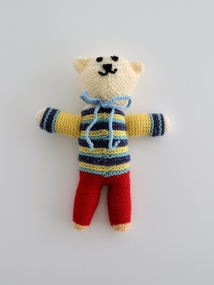 手編みのぬいぐるみ 白くま  / Hand Knit  Multicolor Plush Polar Bear