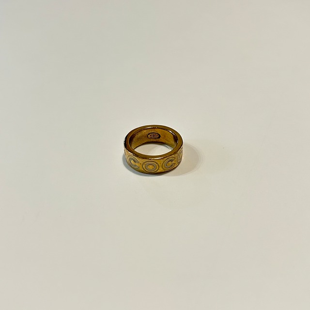 CHANEL Vintage ring