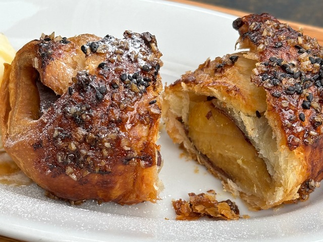 【選べる一品】　紅はるかのパイ包み