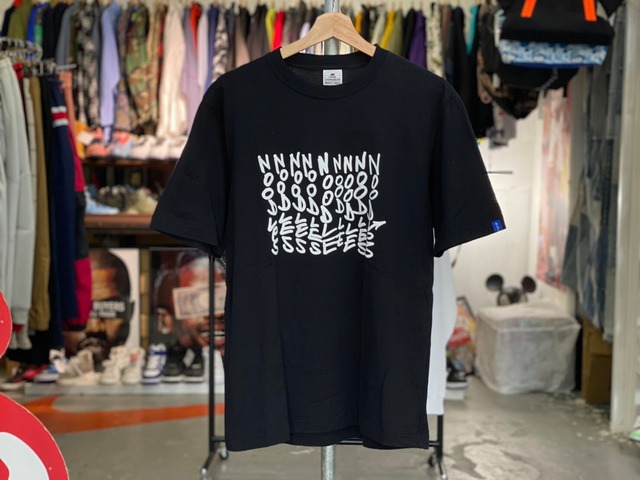 LOOPWHEELER つどいxはなもこしx mogno6 TEE LARGE BLACK 30KG7222