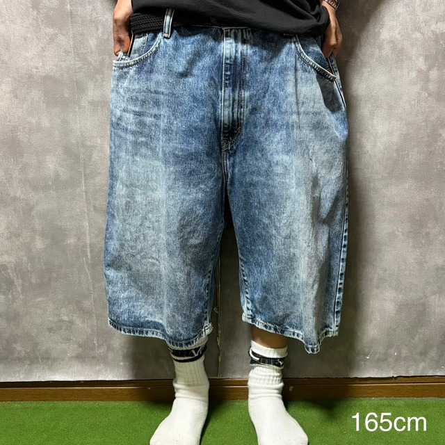 【W38】Levi's569  デニムショーツ　革パッチ