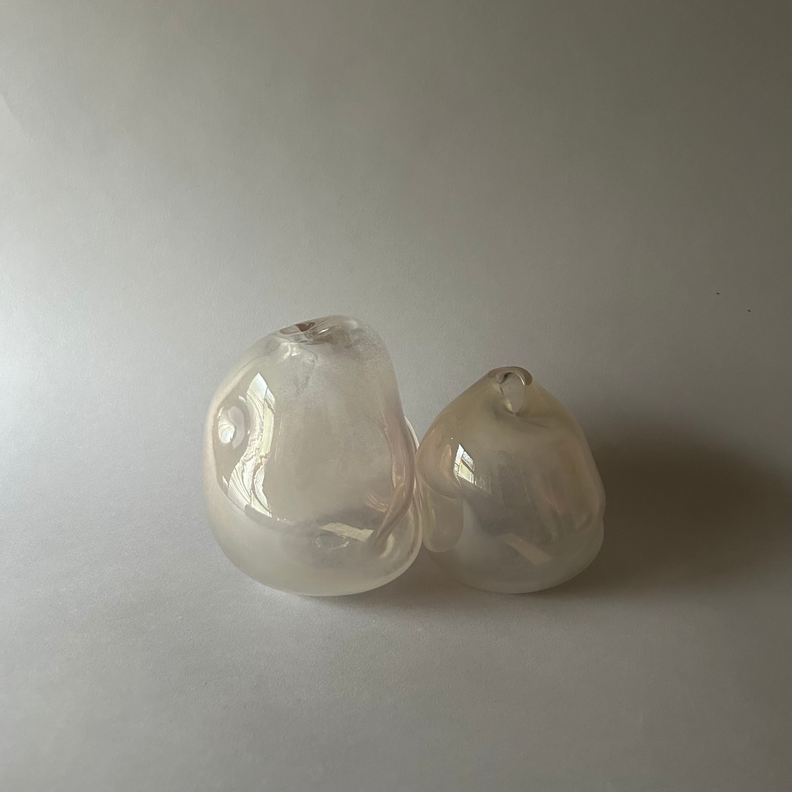 Shake vase color