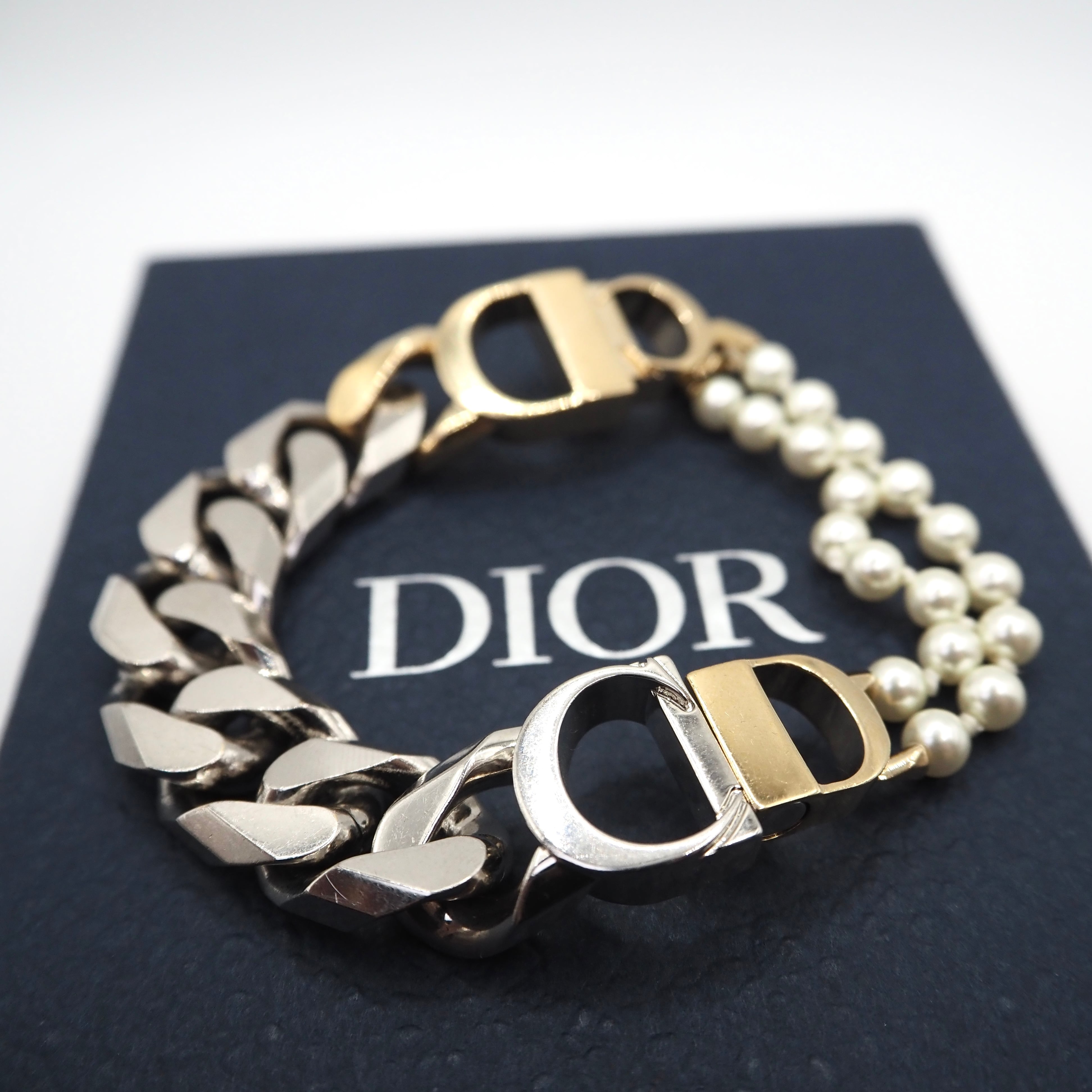 DIOR sacai コラボ CDアイコン チェーンブレスレット シルバー ゴールド ホワイト ディオール サカイ 付属品付き