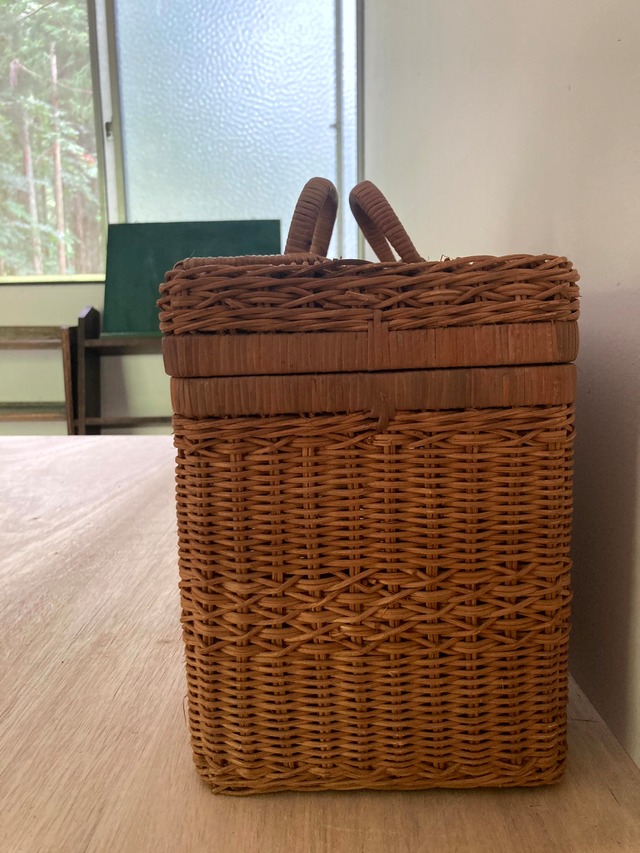 ピクニックバスケット　(古道具)