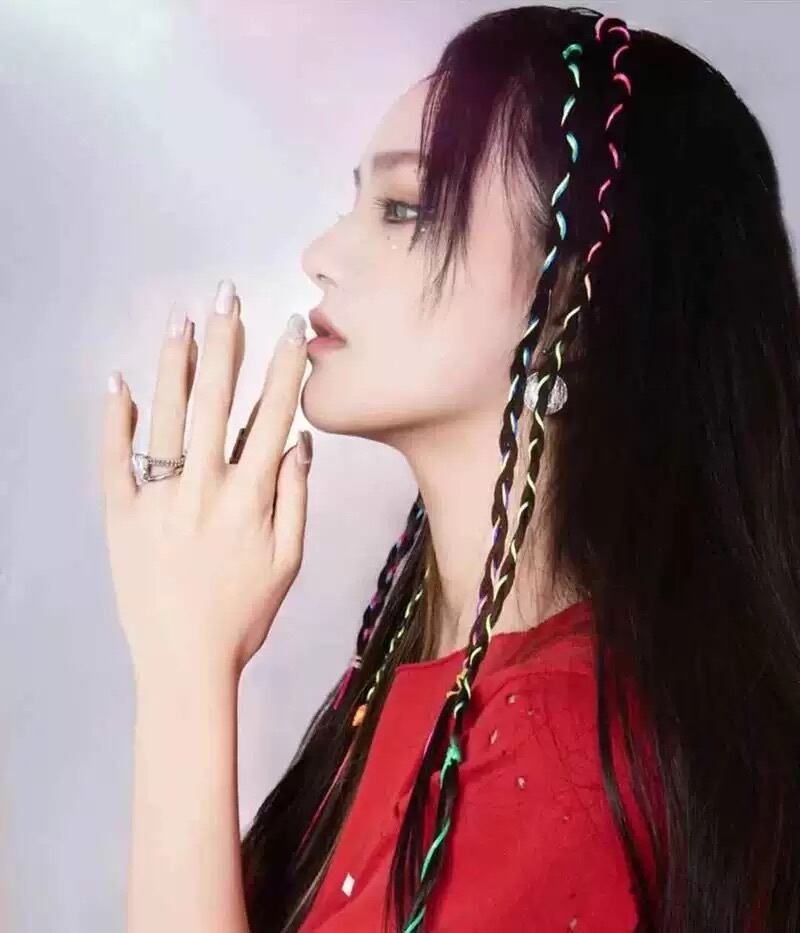 存在感たっぷりヘアーに 2個セット 三つ編み ウィッグ 付け毛 ポイントウィッグ 韓国っぽ アイドル ダンス 舞台 イベント 派手髪 セルフヘアアレンジ ヘアアクセサリー Lamitte Deco トレンド 韓国ファッション ショップ Base店