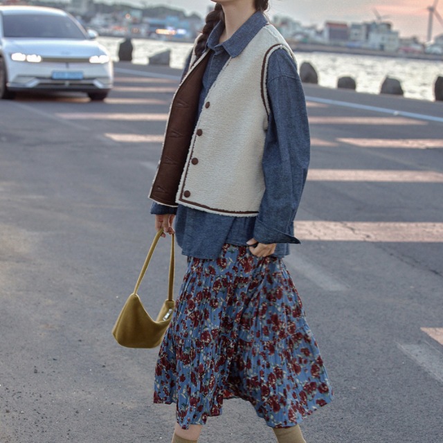 reversible piping boa vest J00138