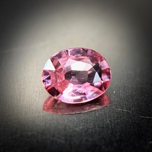 繊細にきらめく睡蓮色 0.14ct 天然 パパラチャサファイア DGL