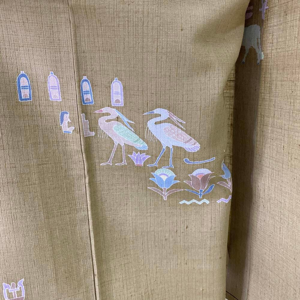 紬 単衣 動物模様 鴨 水牛 牛 鷺 サギ キリギリス リサイクル お洒落着 普段着 裄67cm  美品 Aランク  L サイズ 2490 紬 単衣 動物模様 鴨 水牛 牛 鷺 サギ キリギリス リサイクル お洒落着
