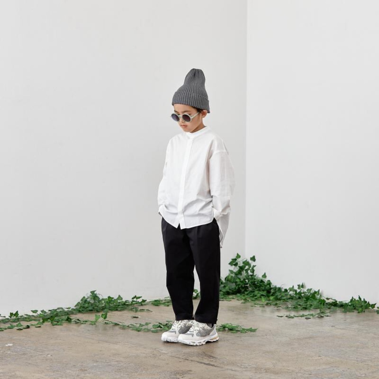MOUN TEN. 125のみ re-nylon 1tuck pants [22S-MP56B-1102a] | YAOYA