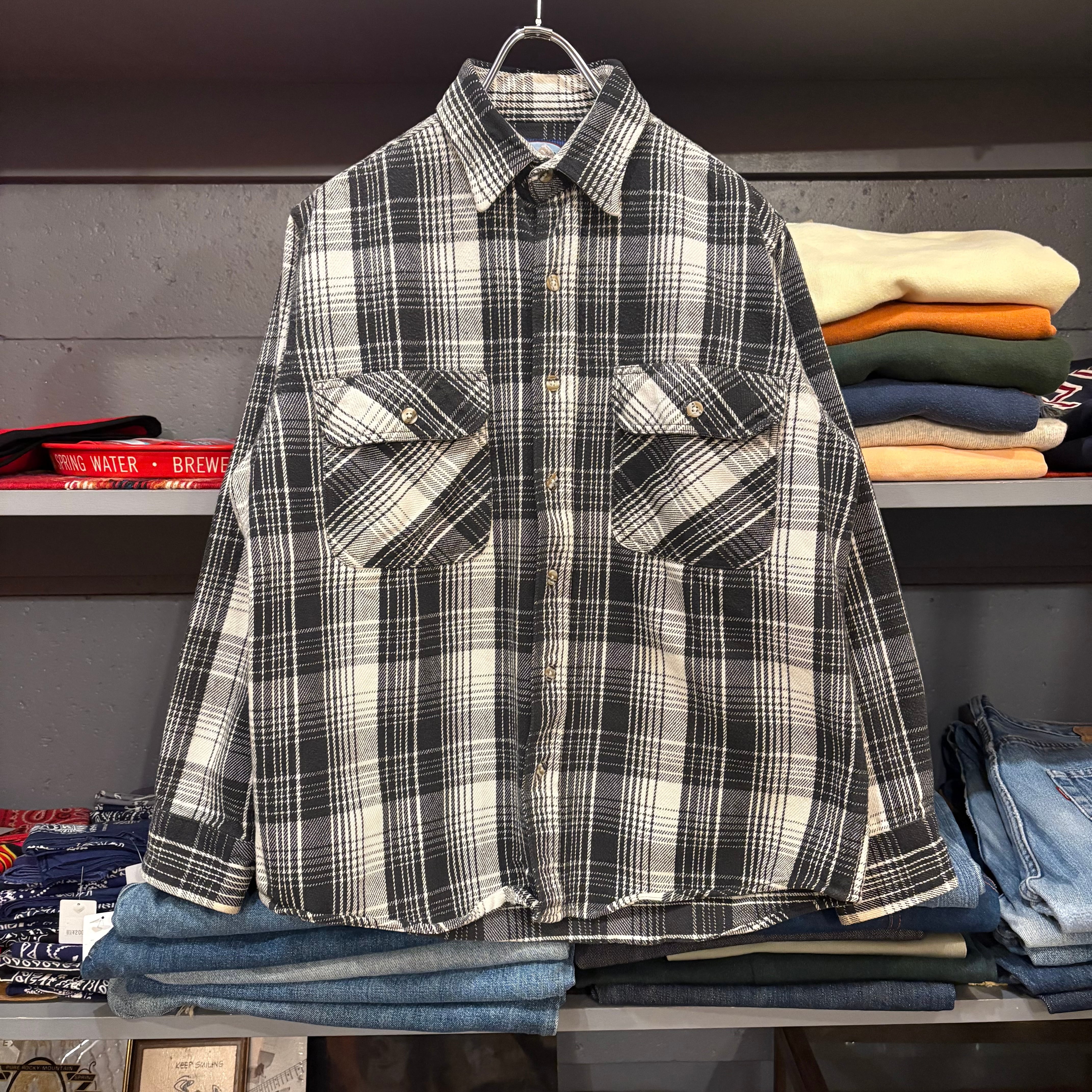 ST JOHN'S BAY L/S Flannel Shirt | VOSTOK